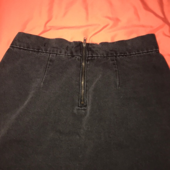 Forever 21 black jean skirt. Size US MEDIUM - Picture 2 of 3
